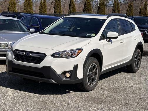 Crystal White Pearl 2023 Subaru Crosstrek Premium