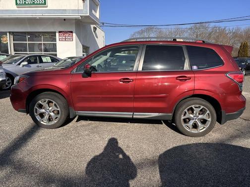 2017 Subaru Forester 2.5i Touring