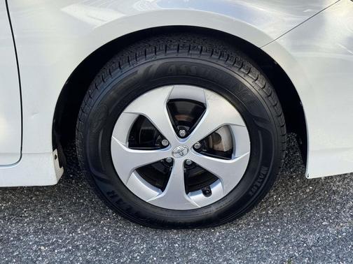 2015 Toyota Prius Four