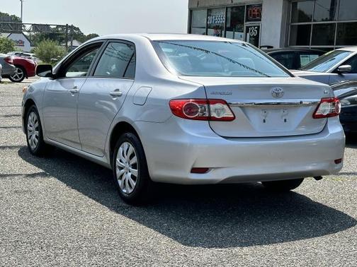 2012 Toyota Corolla LE