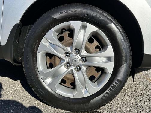2013 Hyundai TUCSON GL