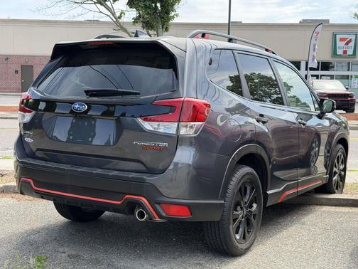 Magnetite Gray Metallic 2024 Subaru Forester Sport