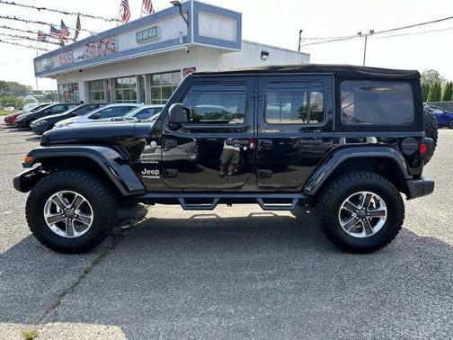 2018 Jeep Wrangler Unlimited Sahara