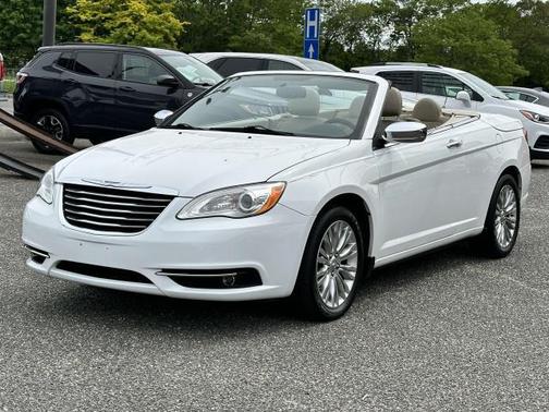 2013 Chrysler 200 Limited