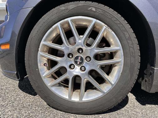 2014 Ford Mustang V6