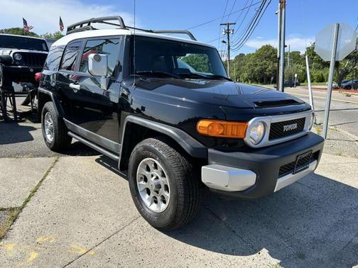 2013 Toyota FJ Cruiser Base