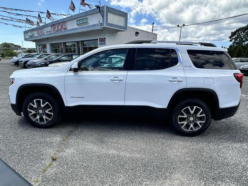 2022 GMC Acadia AWD SLE