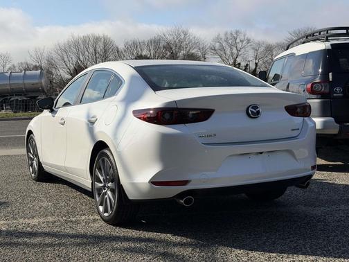 2025 Mazda Mazda3 FWD w/Preferred Package