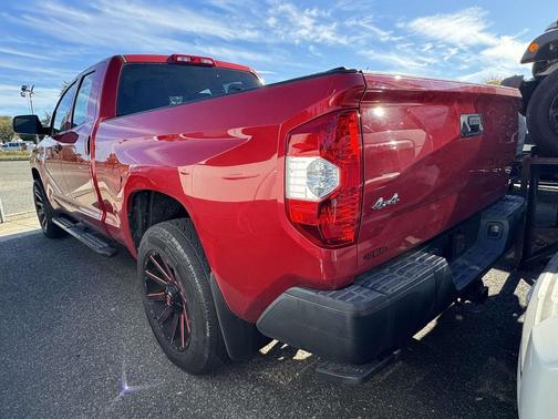 2018 Toyota Tundra SR