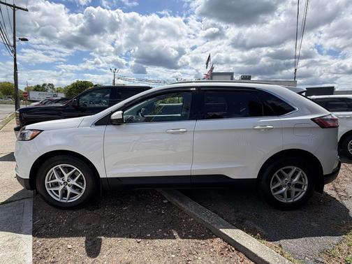 Star White Metallic Tri-Coat 2022 Ford Edge SEL
