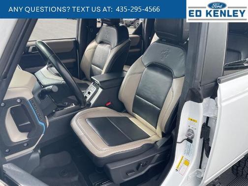 OXFORD WHITE 2023 Ford Bronco WILDTRAK