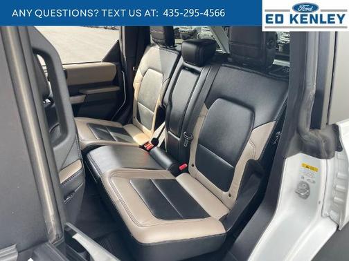 OXFORD WHITE 2023 Ford Bronco WILDTRAK