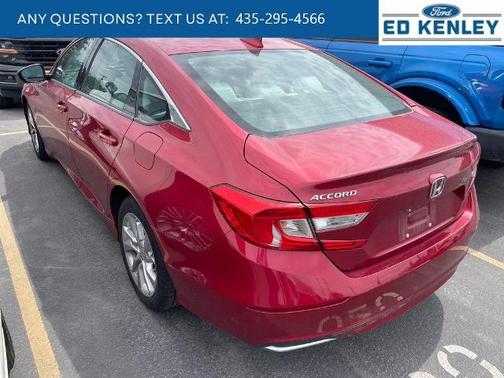 Radiant Red Metallic 2018 Honda Accord LX