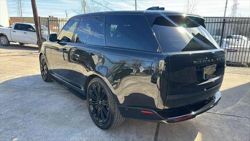 2023 Land Rover Range Rover P530 SE