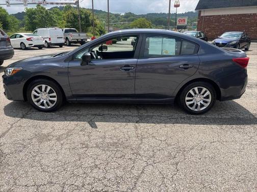 2017 Subaru Impreza 2.0i