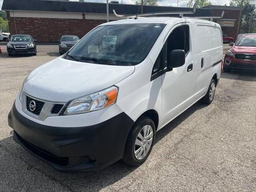 2017 Nissan NV200 S 4dr Cargo Mini Van