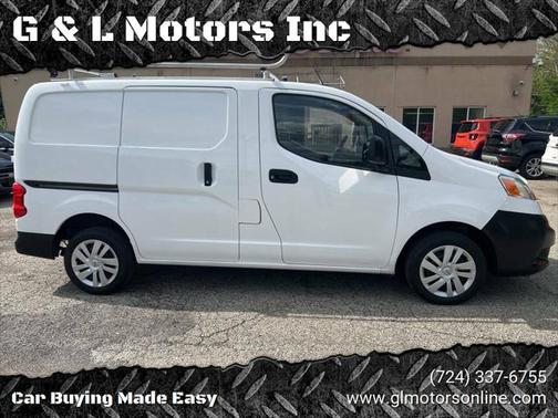 2017 Nissan NV200 S 4dr Cargo Mini Van
