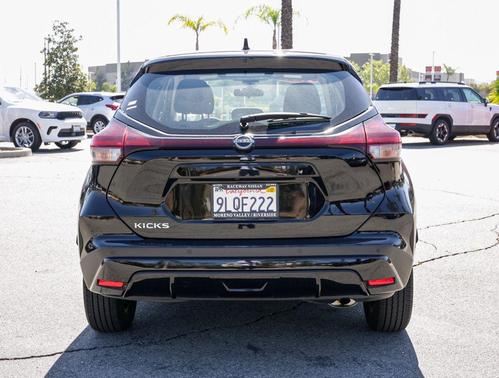 2024 Nissan Kicks S