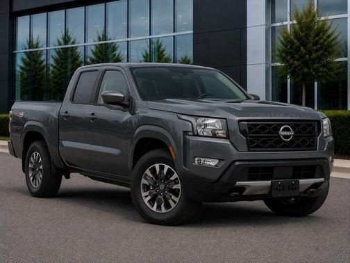Gun Metallic 2023 Nissan Frontier SV