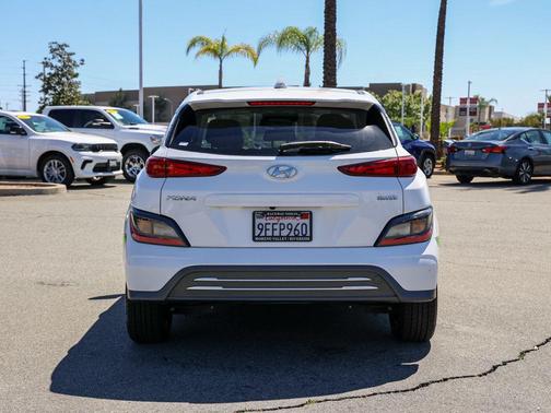 Lunar White 2023 Hyundai KONA EV SE
