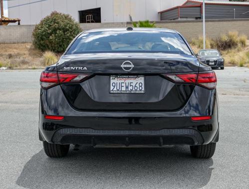 Super Black 2025 Nissan Sentra SV