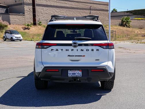 2025 Nissan Pathfinder Rock Creek 4WD