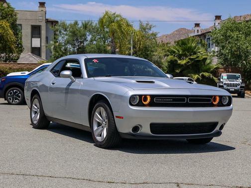 Triple Nickel Clearcoat 2023 Dodge Challenger SXT