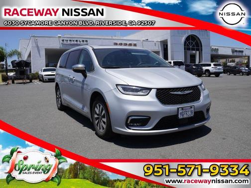 2023 Chrysler Pacifica Hybrid Limited