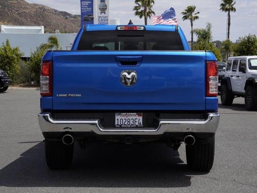 Hydro Blue Pearlcoat 2022 RAM 1500 Big Horn/Lone Star