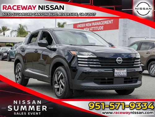 Super Black 2025 Nissan Kicks SV
