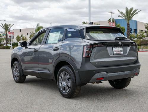 Gun Metallic 2026 Nissan Kicks S