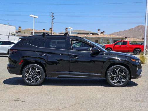 Black Pearl 2024 Hyundai TUCSON Hybrid N Line