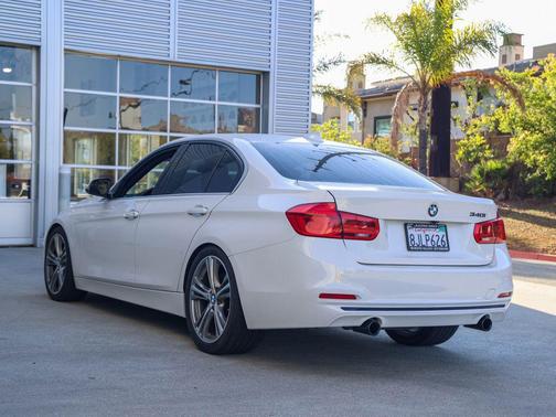 Alpine White 2018 BMW 340 340i