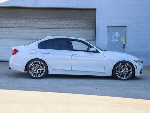 Alpine White 2018 BMW 340 340i