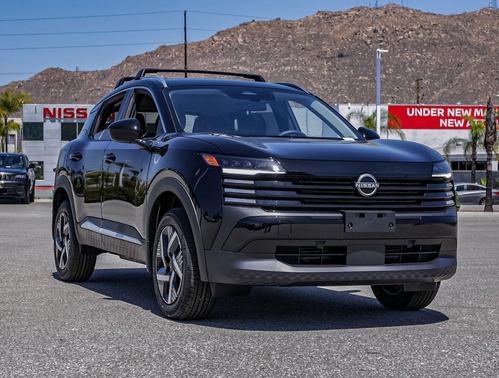 Super Black 2026 Nissan Kicks SV