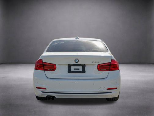 Alpine White 2016 BMW 328 328i