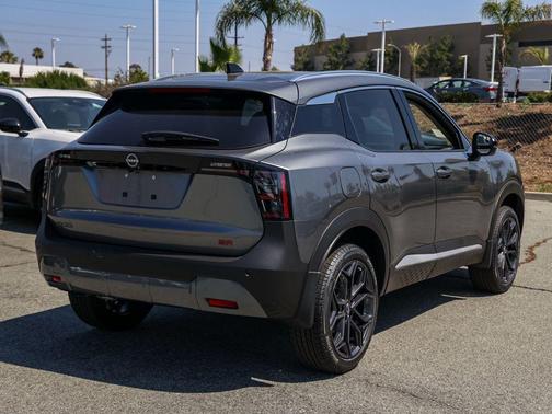 Gun Metallic 2026 Nissan Kicks SR