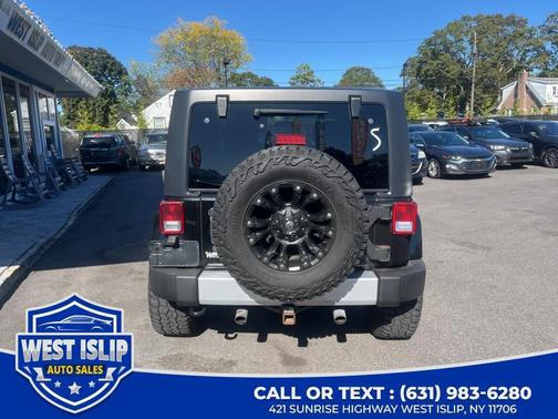 2015 Jeep Wrangler Unlimited Altitude