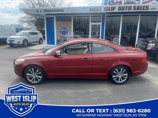 Flamenco Red Metallic 2012 Volvo C70 T5
