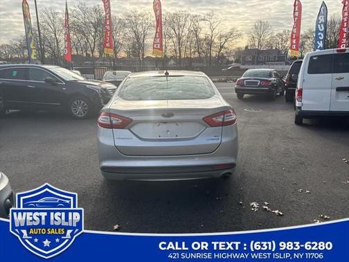2016 Ford Fusion Hybrid SE
