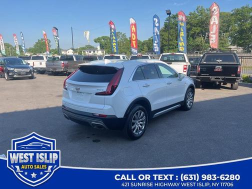 Crystal White Tricoat 2019 Cadillac XT4 Premium Luxury
