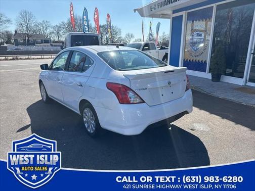 2017 Nissan Versa 1.6 SV