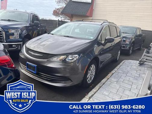 2017 Chrysler Pacifica Touring