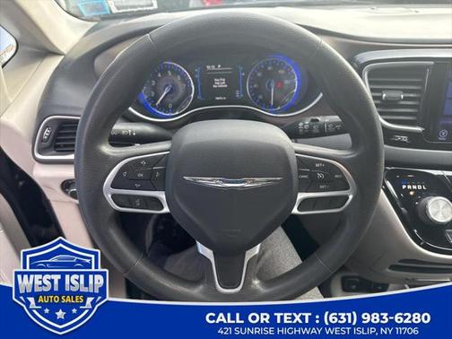 2017 Chrysler Pacifica Touring
