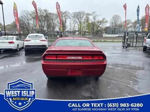 2010 Dodge Challenger SE