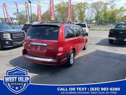 2008 Chrysler Town & Country Touring