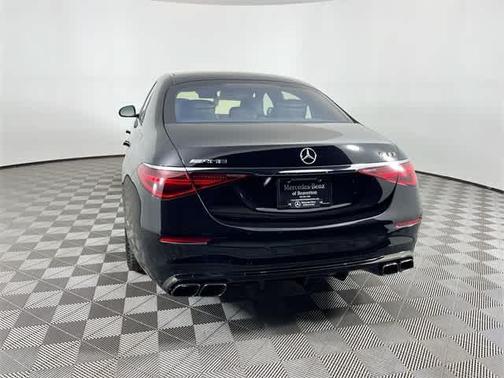 2024 Mercedes-Benz AMG S 63 E Base