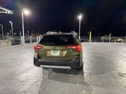 2022 Subaru Outback Touring XT