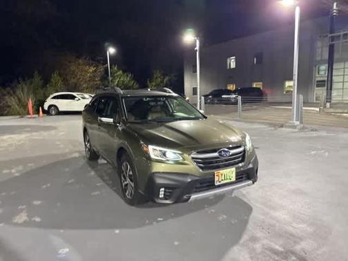 2022 Subaru Outback Touring XT