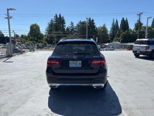 2018 Mercedes-Benz GLC 300 Base 4MATIC